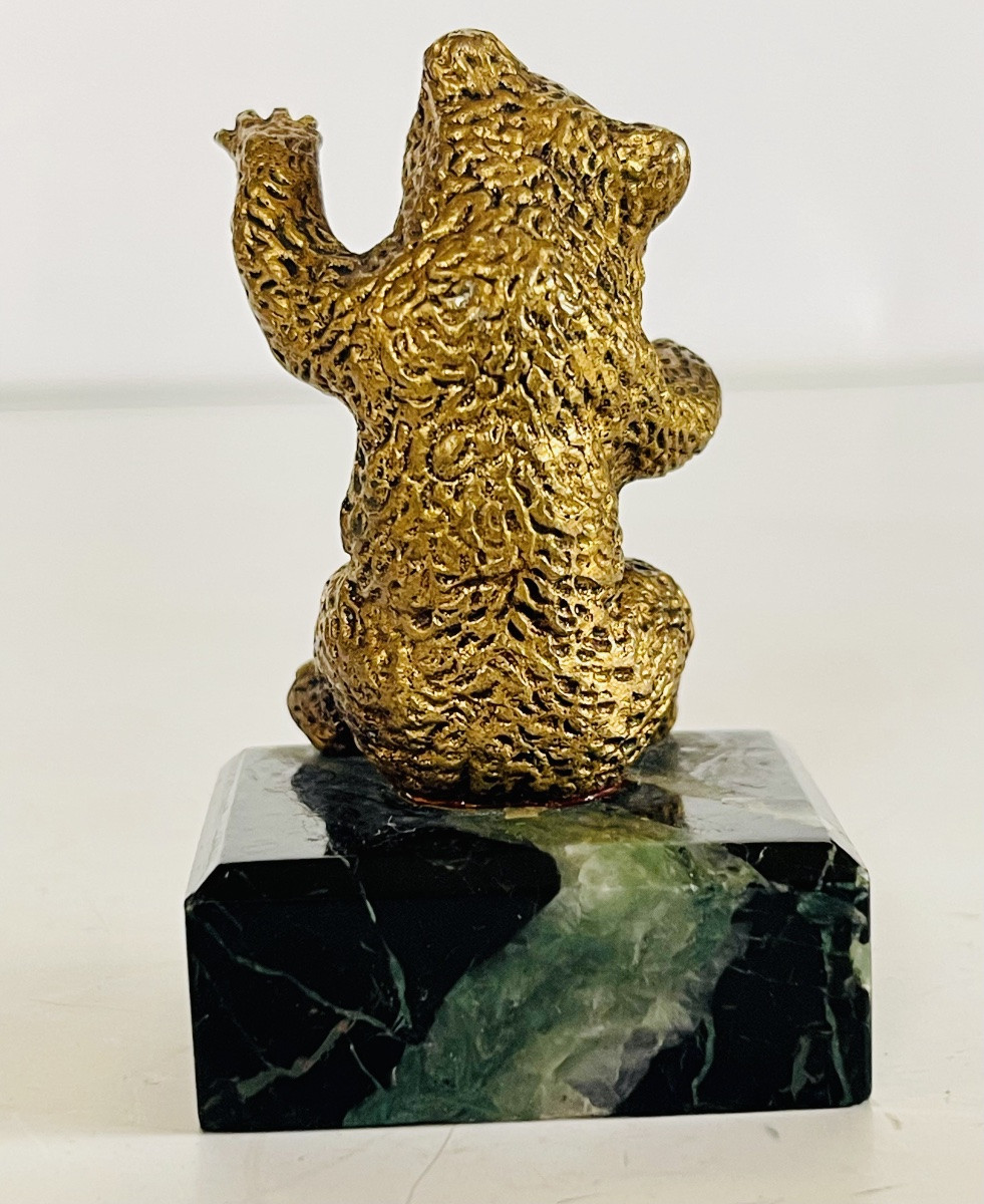 Bronze Bear-photo-3
